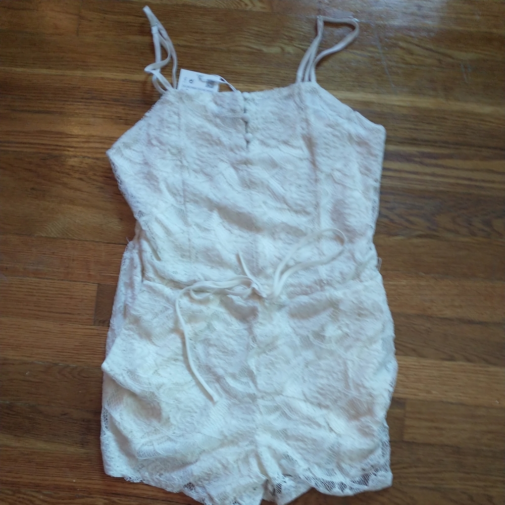 Zara White Lace Romper Tie Waist Pockets Spaghetti Straps Small